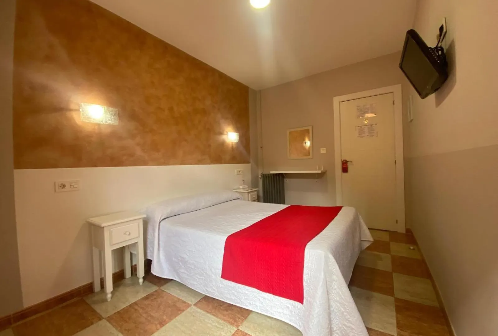 Hostal Sonia Granada 2*,