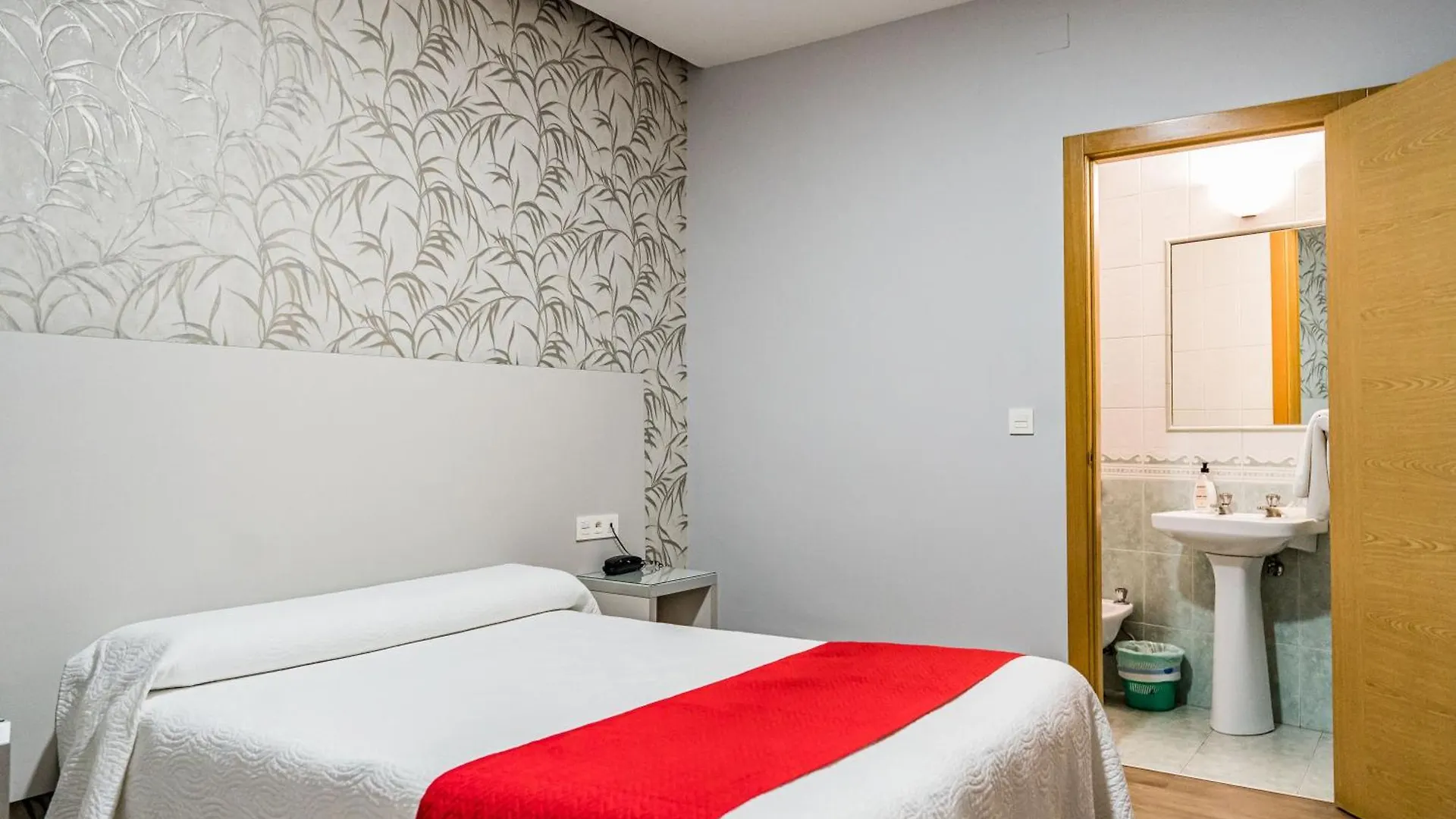 Hostal Sonia Granada 2*,